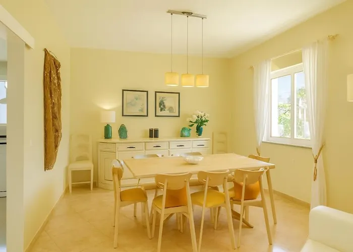 Mar By Sunny Deluxe 알부페이라